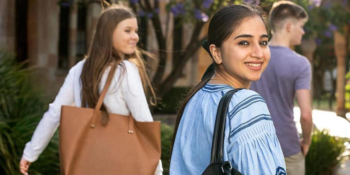 YAN同学被昆士兰大学录取